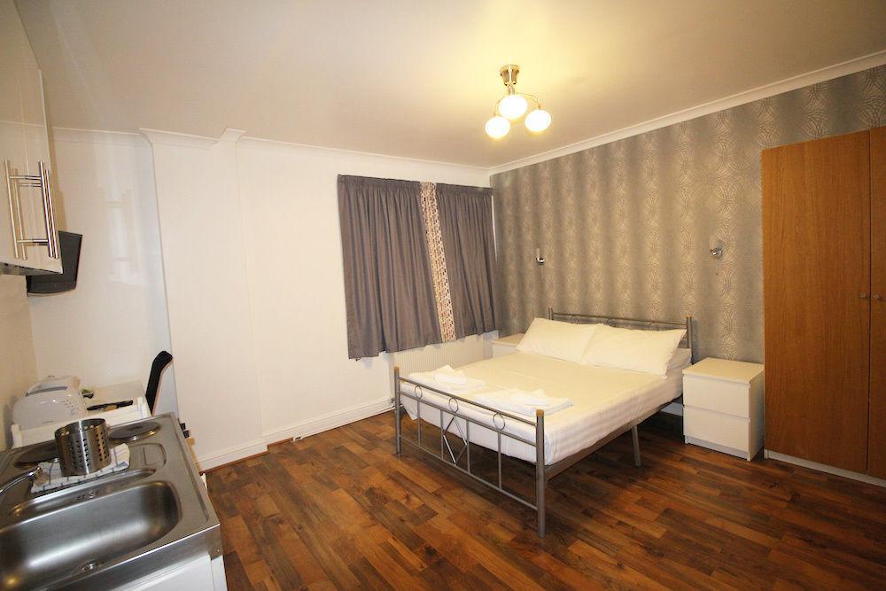 Flexistay Tulsi Aparthotel Кройдон Экстерьер фото
