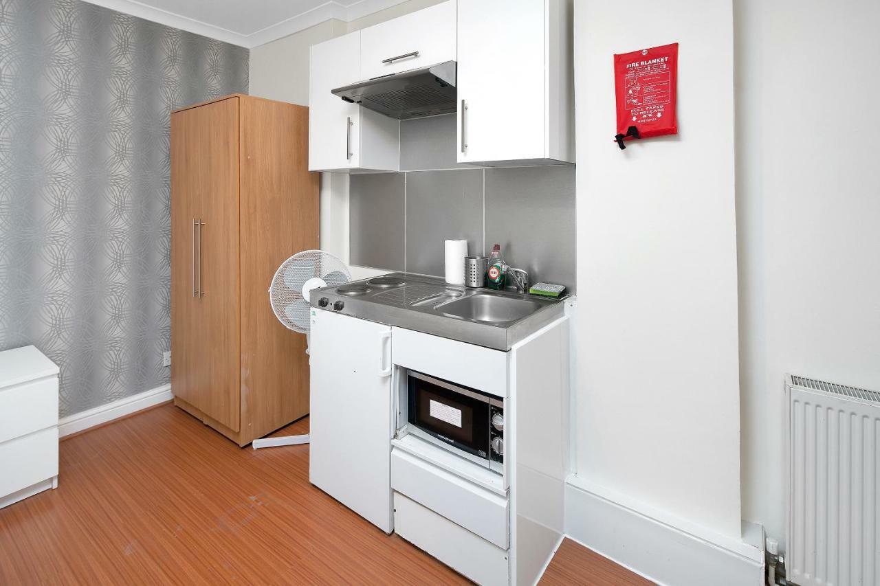 Flexistay Tulsi Aparthotel Кройдон Экстерьер фото
